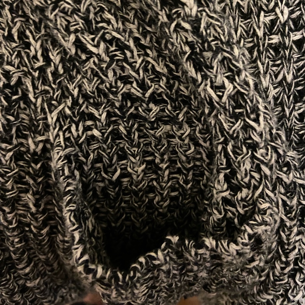 cardigan w pockets! - Picture 3 of 3